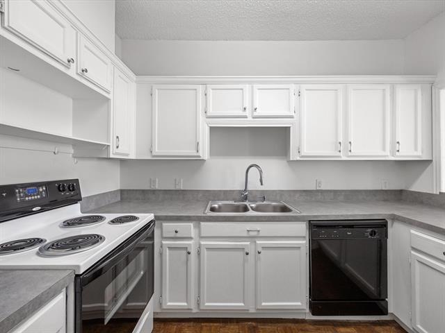 Building Photo - 5310 Keller Springs Rd