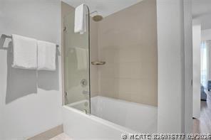 Building Photo - 2602 E Hallandale Beach Blvd