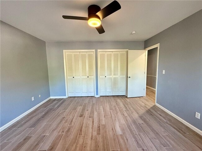 Building Photo - 11 Mellor Ln