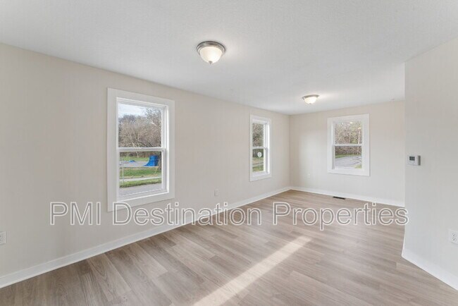 Building Photo - 247 Shadyside Ave