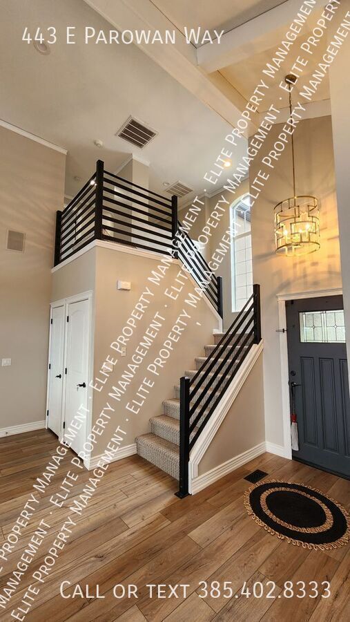 Building Photo - 443 E Parowan Way