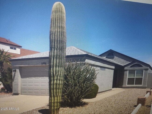 Building Photo - 3948 W Chama Dr
