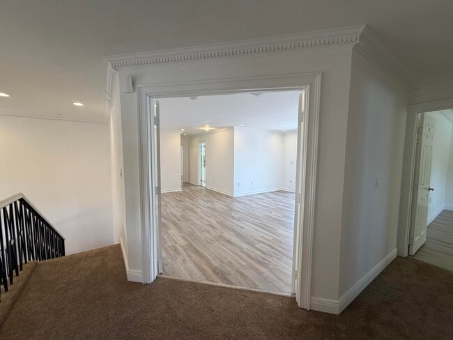 Building Photo - 4081 N 41st St