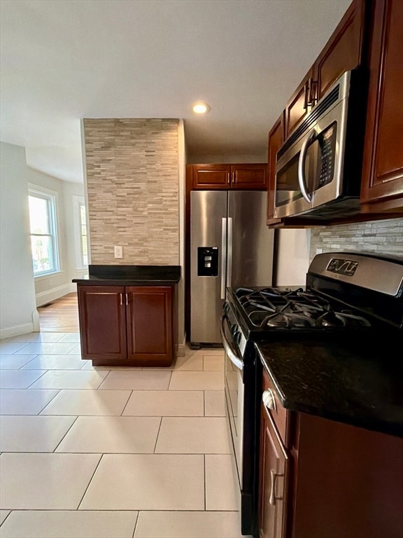 Building Photo - 65 Pearl St