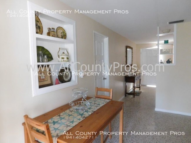 Building Photo - Heart of Sarasota SFH Home w/ Lanai, Big F...