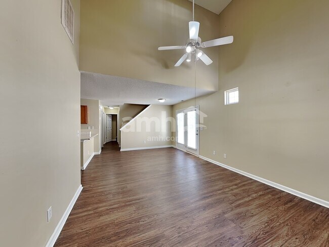 Building Photo - 3052 Teton Dr