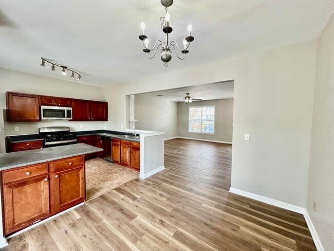 Building Photo - 1042 Prestwyck Ct