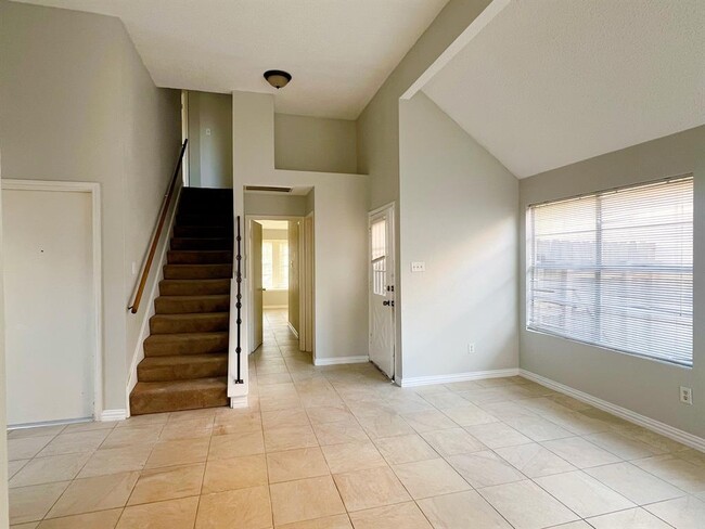Building Photo - 18586 N Lyford Dr