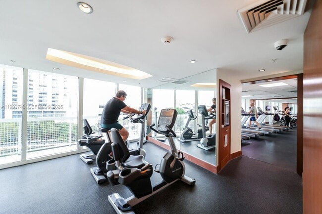 Building Photo - 41 SE 5th St