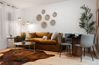 Building Photo - 618 W Patterson Ave