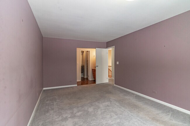 Building Photo - 416 Swallow Ln