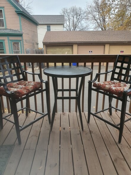 Building Photo - 812 Capitol Hts