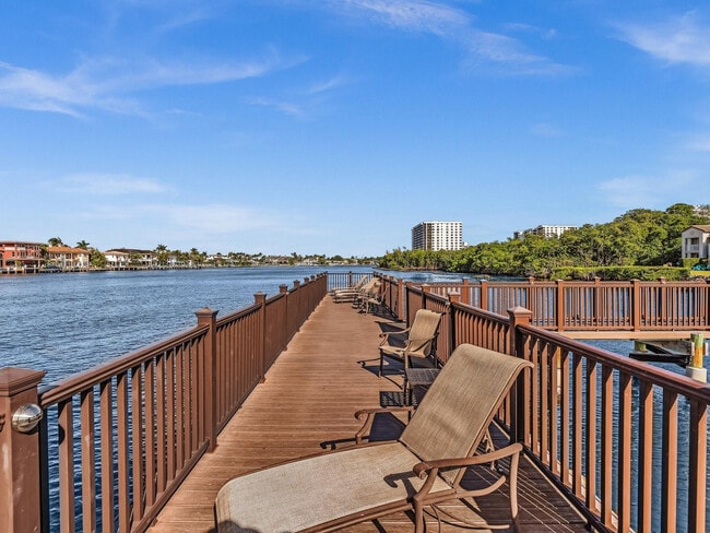 Building Photo - 3602 S Ocean Blvd