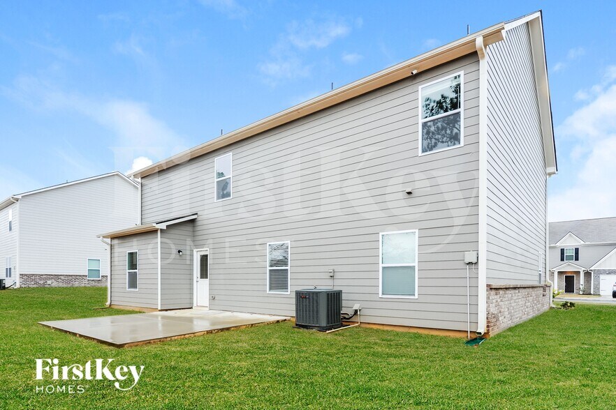 Building Photo - 124 Innis Brk Cir SW