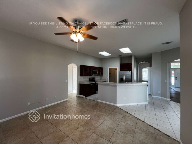 Building Photo - 2089 SW Idaho Ln