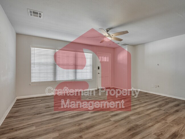 Building Photo - 2024 NW 45th St