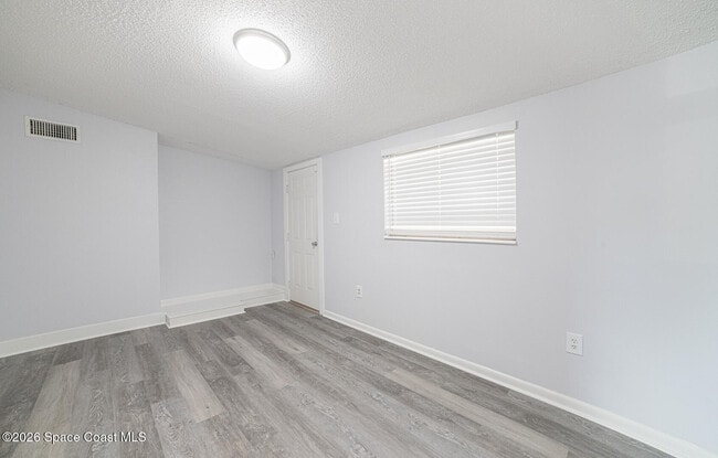 Building Photo - 3332 Elder St