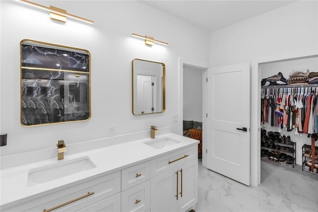 Building Photo - 780 Kangaroo Ct