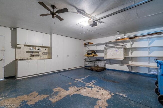 Building Photo - 2457 Swan Ln