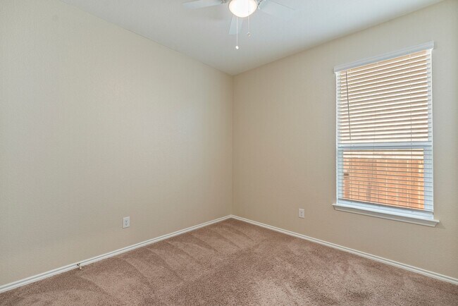 Building Photo - Elevated Leander Living | Modern Comfort Meets Quiet, Connected Convenience