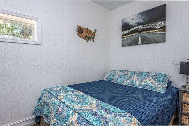 Building Photo - 2014 Newman St