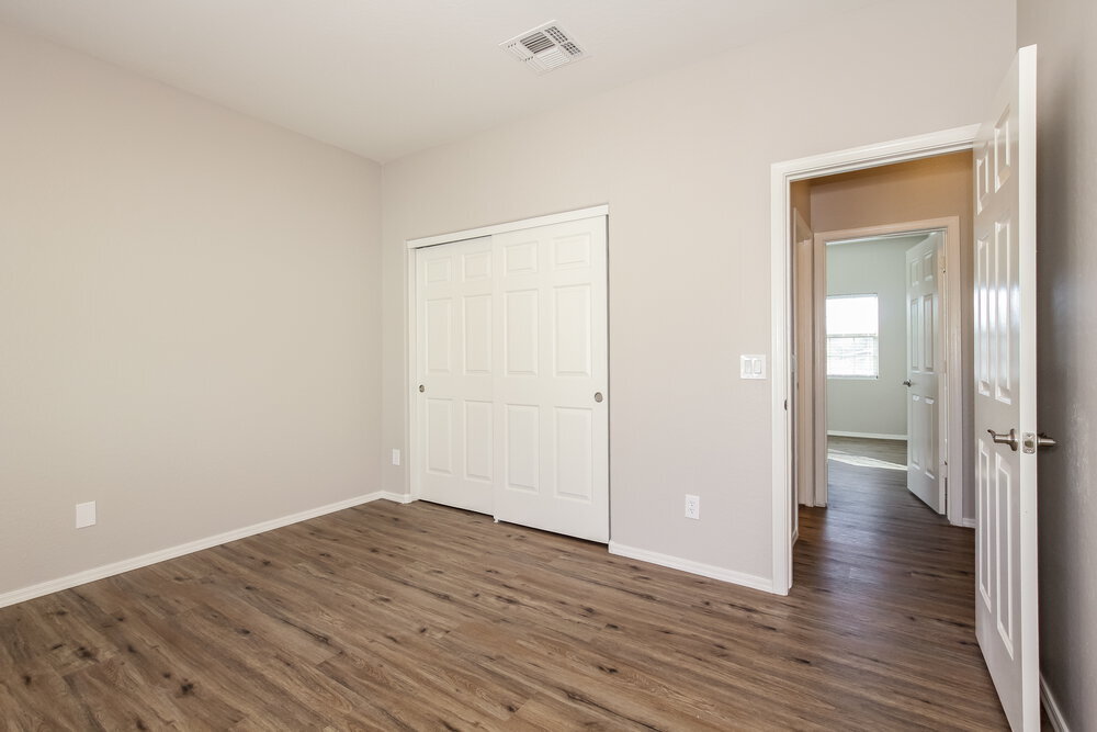 Building Photo - 17754 W Langer Ln