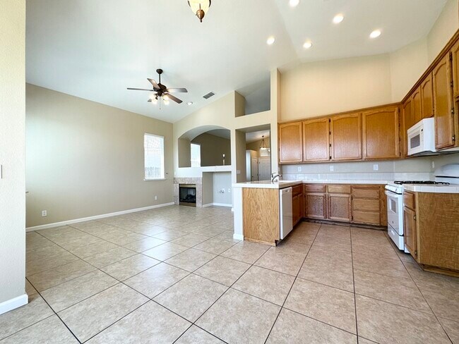 Building Photo - Beautifully Updated 3-Bedroom, 2-Bath Home...