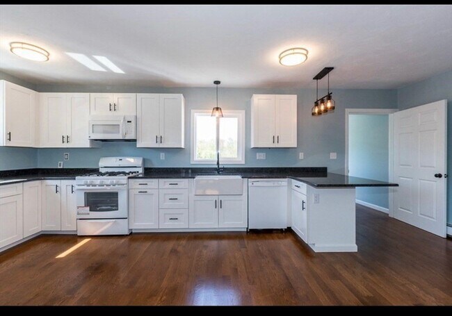 Building Photo - 54 Aldrich Rd