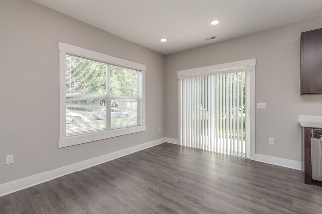 Building Photo - 307 Washington Ave