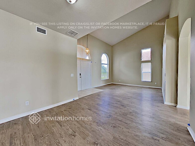 Building Photo - 6127 46th St E