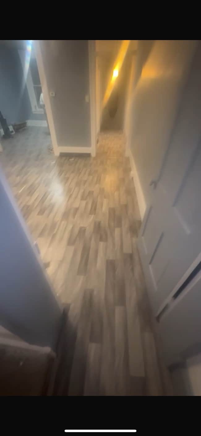 Building Photo - 144 S Mulberry St