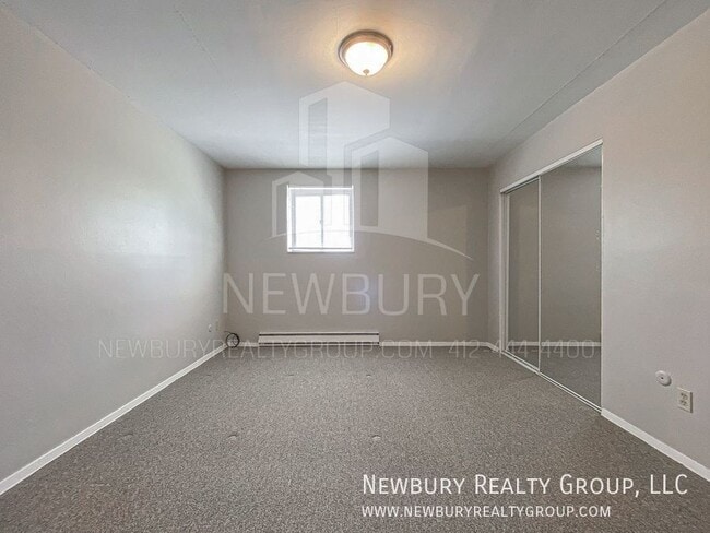 Building Photo - 1459 Poplar St