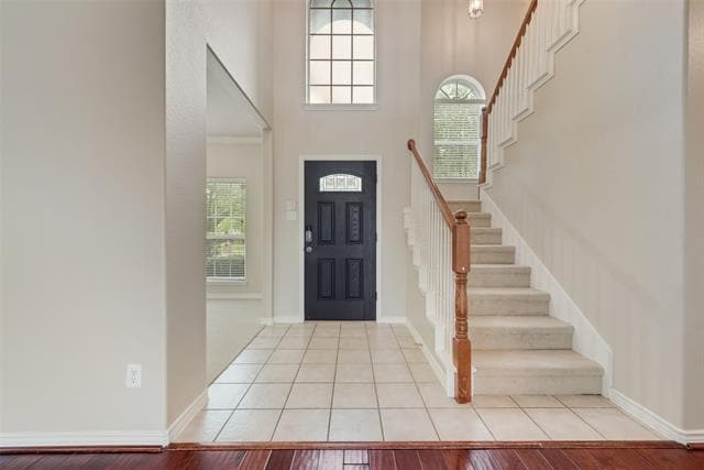 Building Photo - 1611 Tanglewood Dr