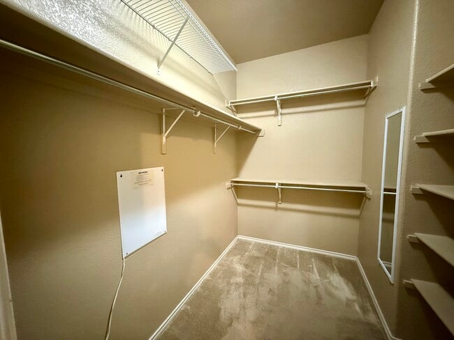 Building Photo - 8018 Grissom Crest