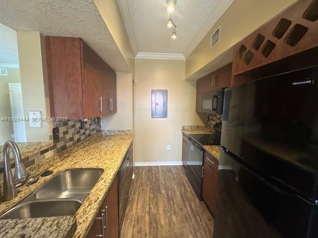 Building Photo - 140 SW 117th Ave