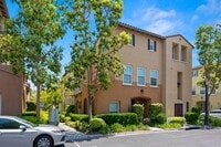 Building Photo - Upgraded Mission Valley 2 Bed 2.5 Bath at the Terraces of Escala! Small Pet OK!
