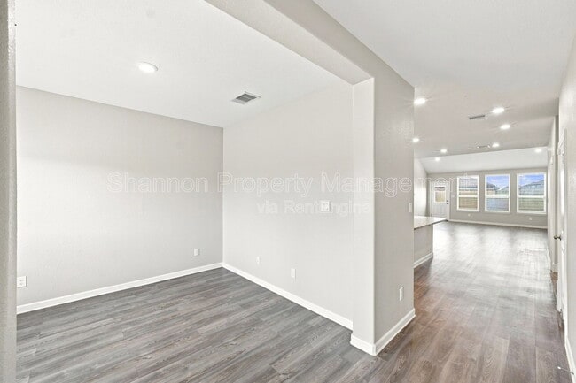 Building Photo - 32311 Melbrooke Dr