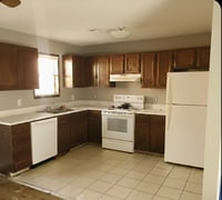 Building Photo - 1234 E Elm St