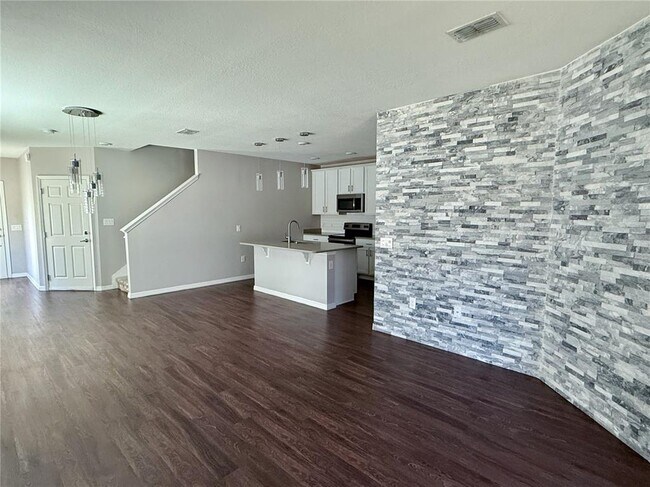 Building Photo - 3301 Beau Rd