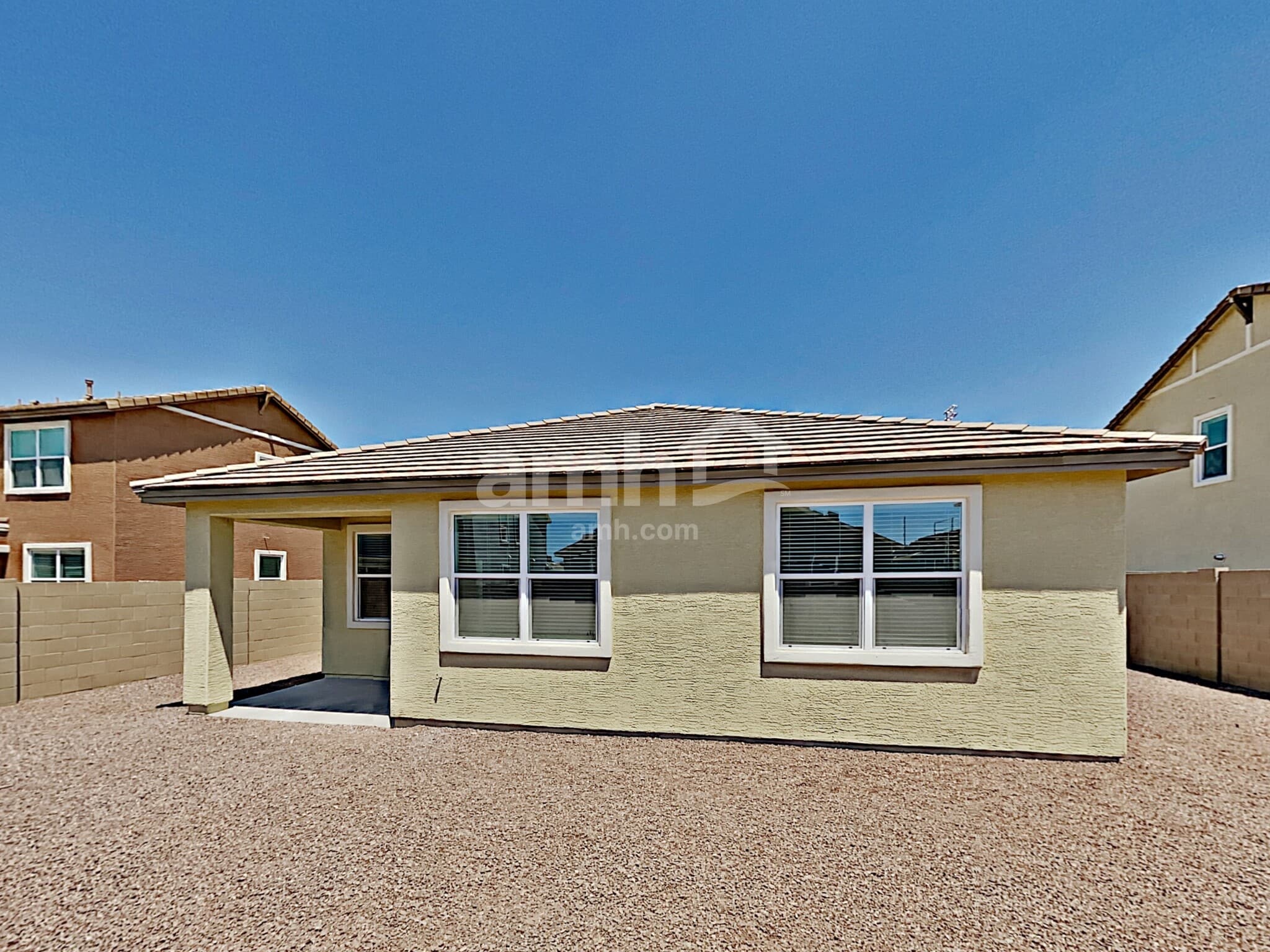 Building Photo - 5951 W Larkspur Dr