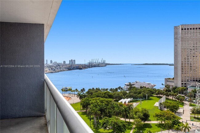 Building Photo - 50 Biscayne Blvd