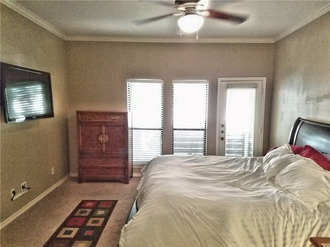 Building Photo - 1404 Norwalk Ln