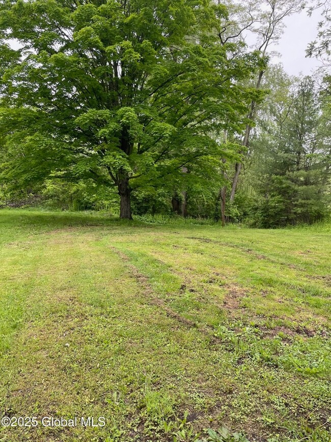 Building Photo - 1529 Clauverwie Rd