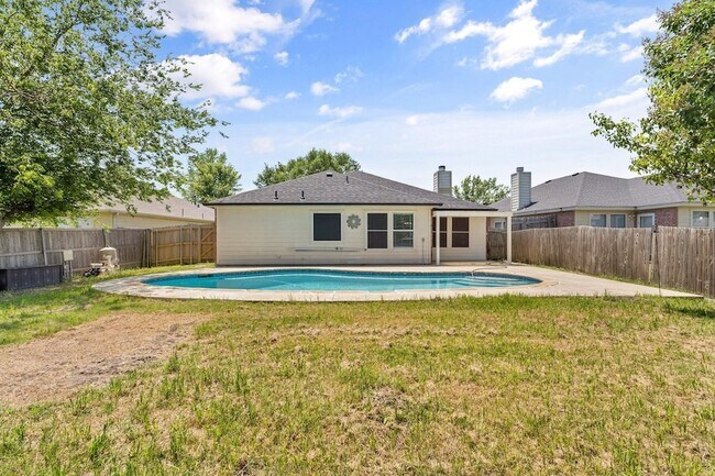 Building Photo - 1132 Single Tree Dr