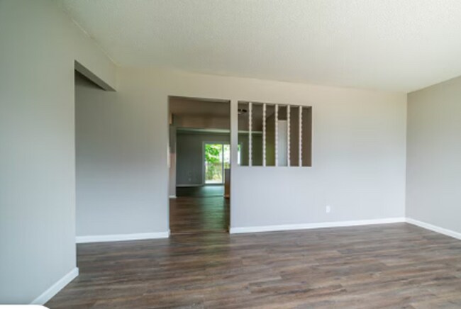Building Photo - 2588 Maybury Rd