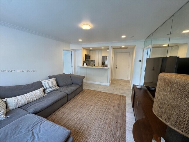 Building Photo - 1460 Ocean Dr
