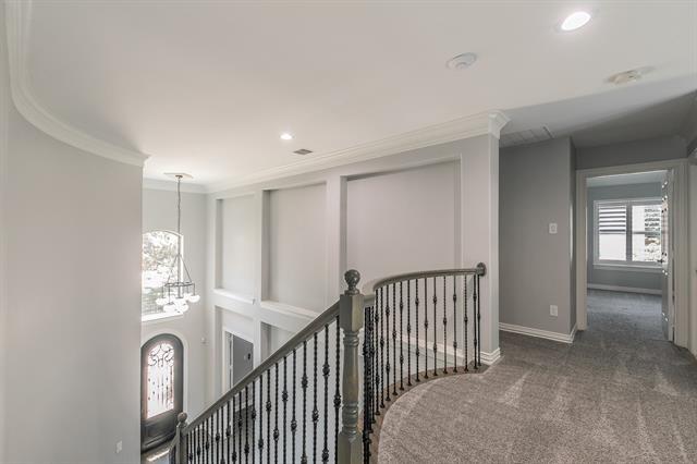 Building Photo - 2305 Beacon Hill Dr