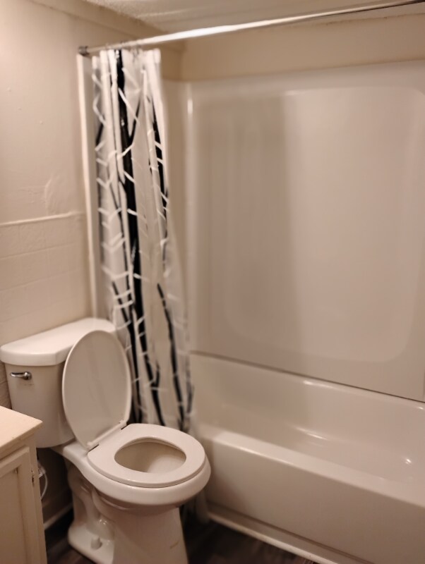 Building Photo - 123 Lucille Rd