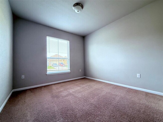 Building Photo - 805 Durness Dr