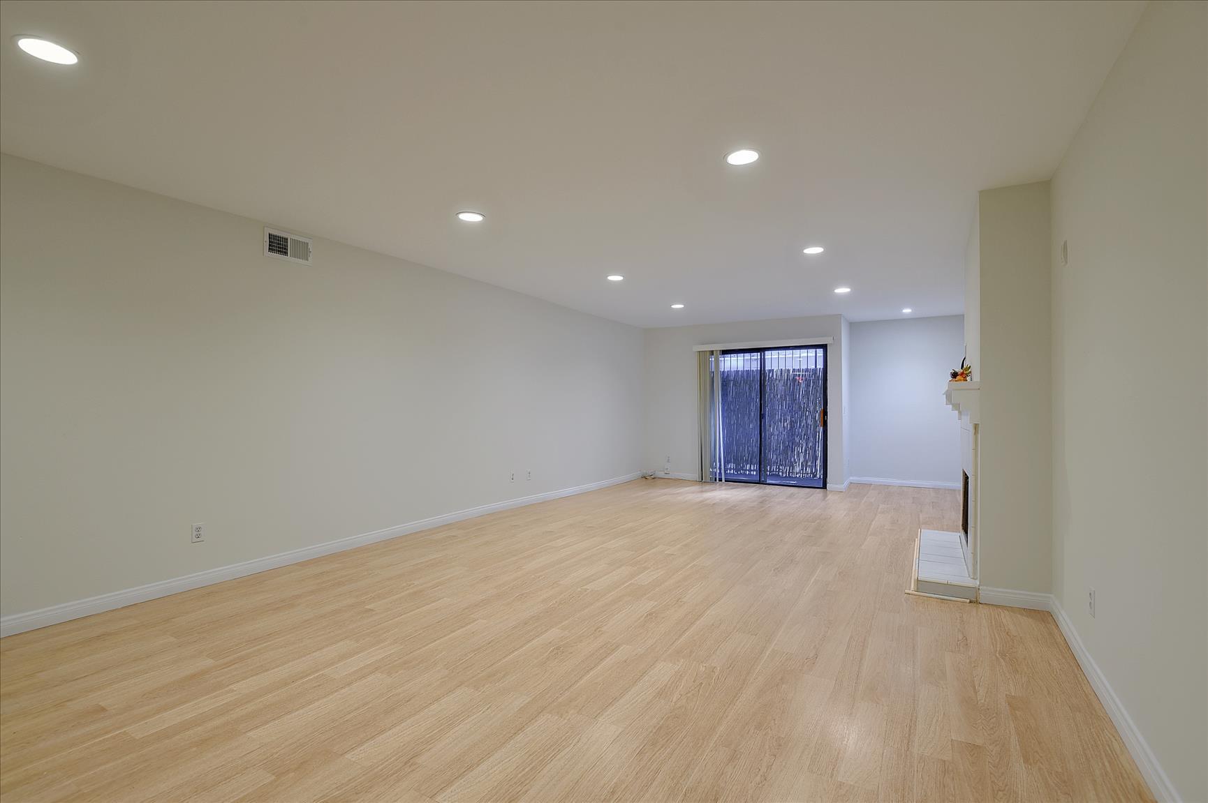 Building Photo - 1940 N Highland Ave